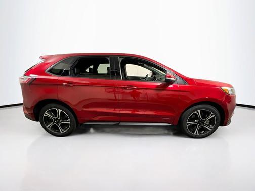 Red 2020 Ford Edge ST