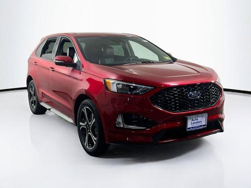Red 2020 Ford Edge ST