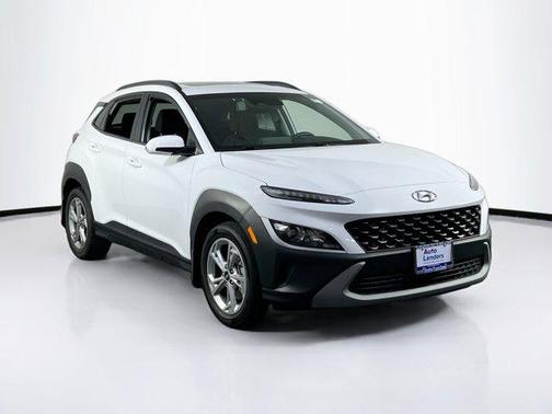 Lunar White 2023 Hyundai KONA SEL