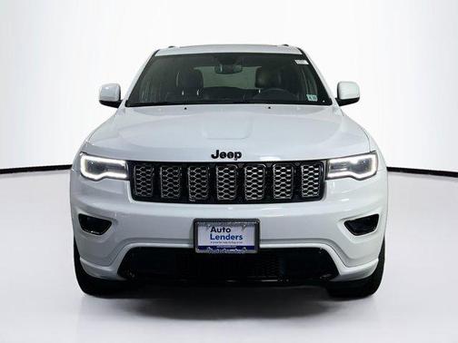 2022 Jeep Grand Cherokee Laredo