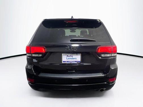 2022 Jeep Grand Cherokee Laredo