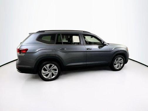 2023 Volkswagen Atlas 3.6L SE w/Technology