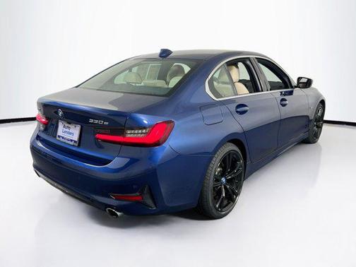 2022 BMW 330e Base