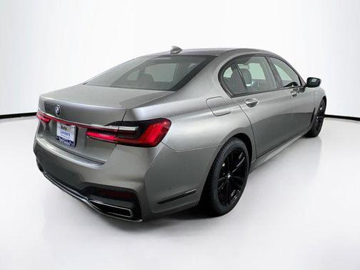 2022 BMW 750 i xDrive