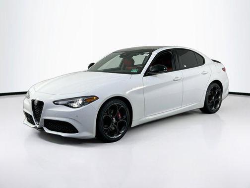 2023 Alfa Romeo Giulia Veloce AWD