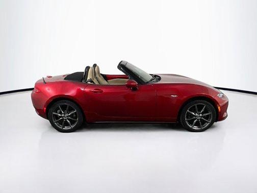 2016 Mazda MX-5 Miata Grand Touring
