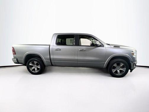 Billet Silver Metallic Clearcoat 2022 RAM 1500 Laramie
