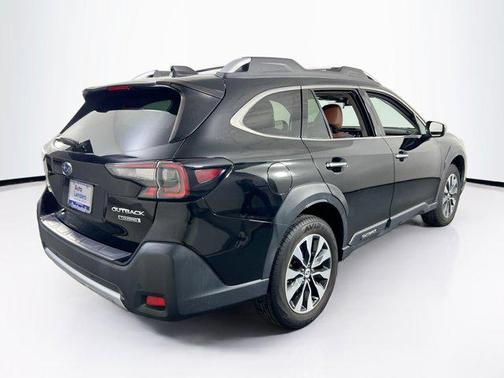 2023 Subaru Outback Touring