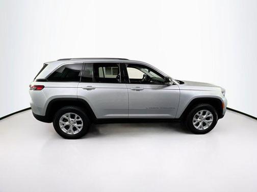 2023 Jeep Grand Cherokee Limited X