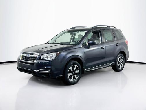 Dark Gray Metallic 2018 Subaru Forester 2.5i Premium