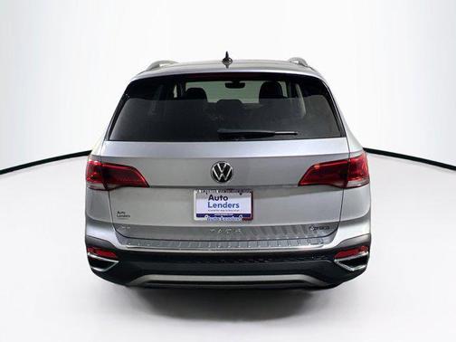 Pyrite Silver Metallic 2022 Volkswagen Taos 1.5T SEL