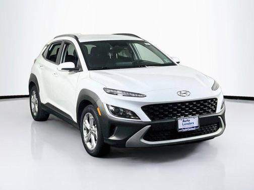 Lunar White 2023 Hyundai KONA SEL