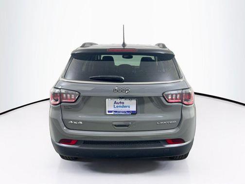 Sting-Gray Clearcoat 2022 Jeep Compass Limited