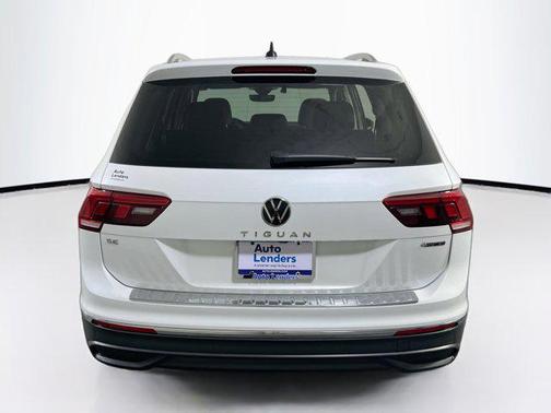 Opal White Pearl 2023 Volkswagen Tiguan 2.0T SE 4MOTION