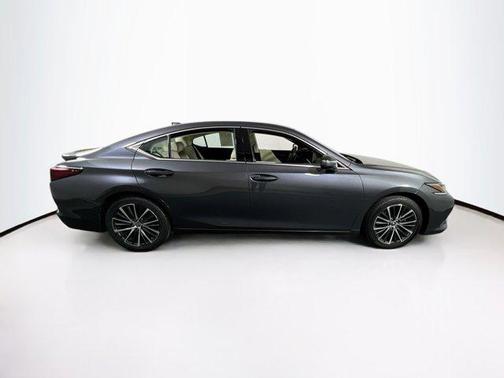 2022 Lexus ES 350 Base