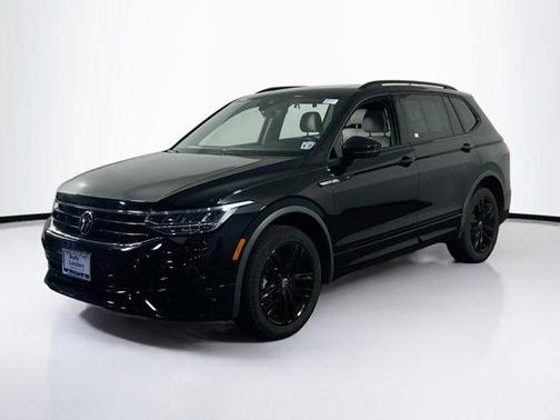 2022 Volkswagen Tiguan 2.0T SE R-Line Black 4MOTION