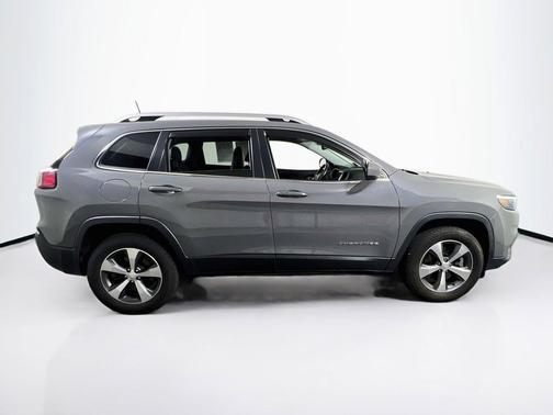 Sting-Gray Clearcoat 2021 Jeep Cherokee Limited