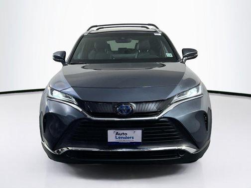 2022 Toyota Venza XLE