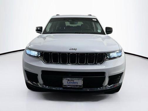 2021 Jeep Grand Cherokee L Laredo