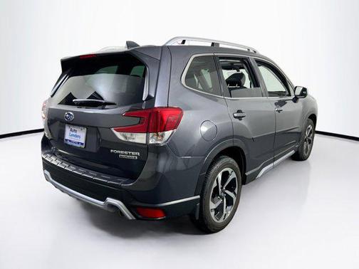 2022 Subaru Forester Touring