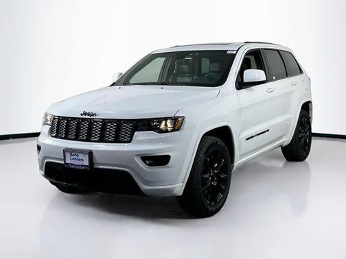 2022 Jeep Grand Cherokee Laredo