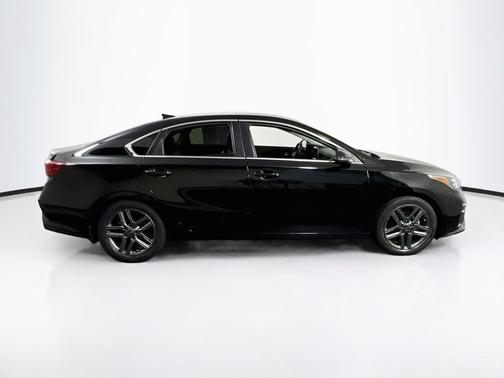 Aurora Black 2021 Kia Forte EX