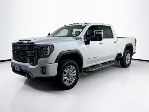 White Frost Tricoat 2022 GMC Sierra 2500 Denali