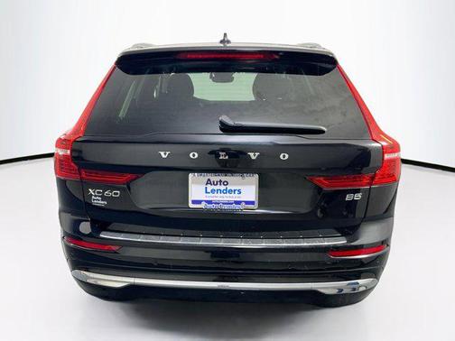 2022 Volvo XC60 B5 Inscription