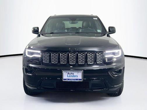 2022 Jeep Grand Cherokee Laredo