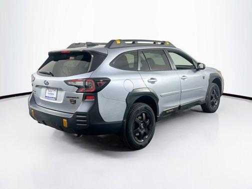 Ice Silver Metallic 2023 Subaru Outback Wilderness