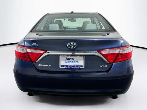 Parisian Night Pearl 2015 Toyota Camry XLE