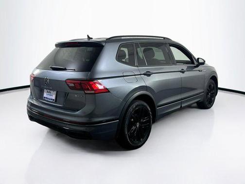 2022 Volkswagen Tiguan 2.0T SE R-Line Black 4MOTION
