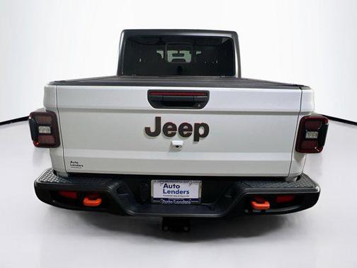Bright White Clearcoat 2023 Jeep Gladiator Mojave 4x4