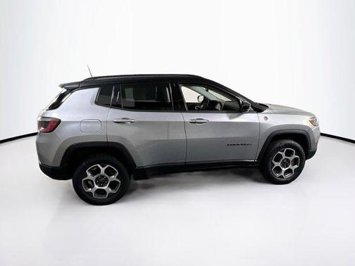Billet Silver Metallic Clearcoat 2022 Jeep Compass Trailhawk