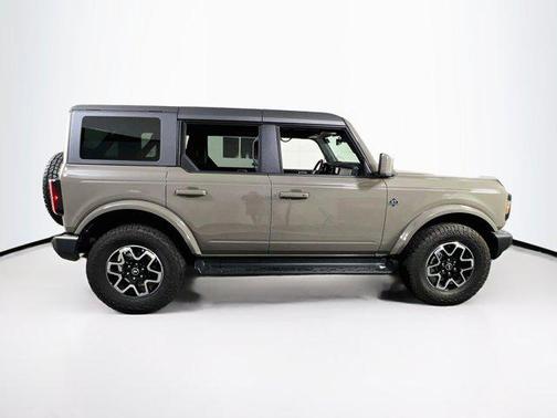 Marsh Gray 2025 Ford Bronco Outer Banks