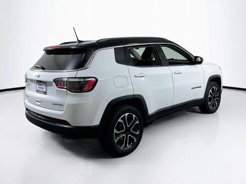 Bright White Clearcoat 2022 Jeep Compass Limited