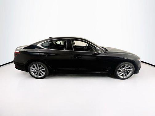 2022 Genesis G70 2.0T AWD