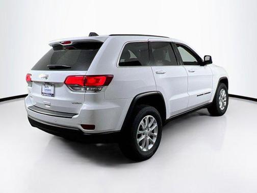2022 Jeep Grand Cherokee Laredo