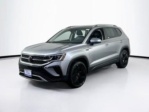 Pyrite Silver Metallic 2022 Volkswagen Taos 1.5T SEL