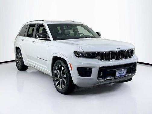 Bright White Clearcoat 2022 Jeep Grand Cherokee Overland