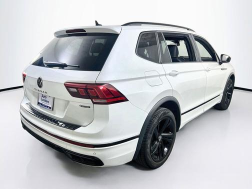 Opal White Pearl 2024 Volkswagen Tiguan 2.0T SE R-Line Black 4MOTION