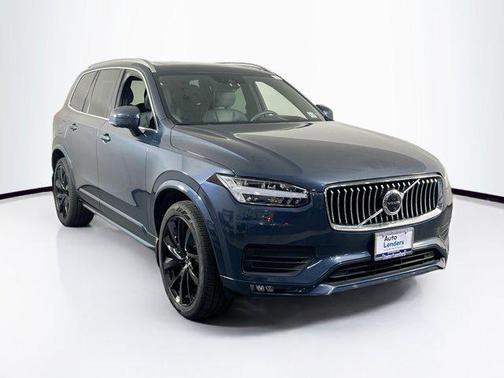 2020 Volvo XC90 T6 Momentum