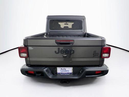 2022 Jeep Gladiator Willys 4x4