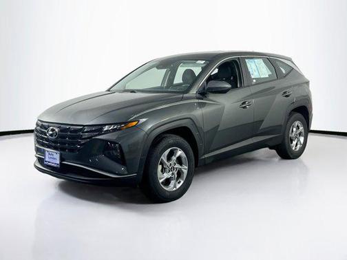 2023 Hyundai TUCSON SE