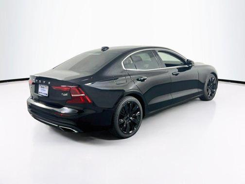 Black Stone 2019 Volvo S60 T5