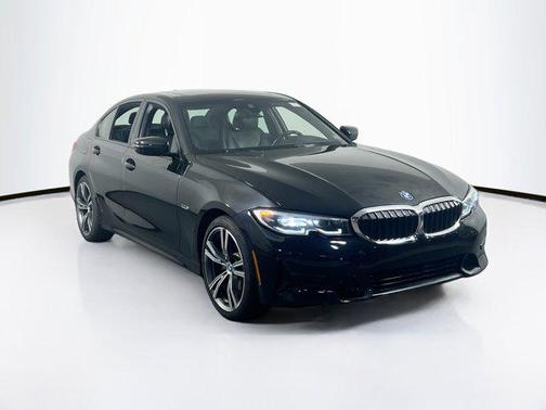 2022 BMW 330e Base