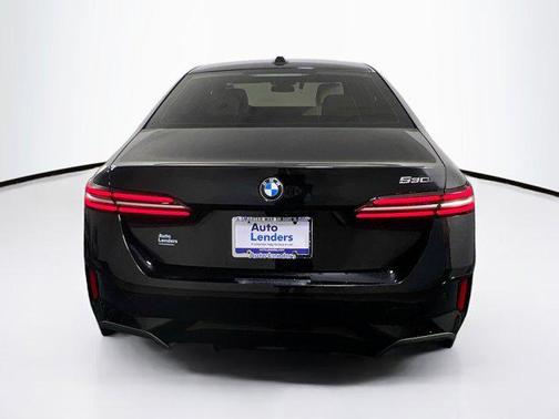 2024 BMW 530 i