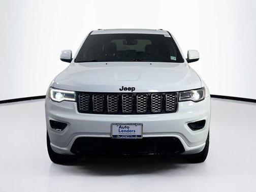 2022 Jeep Grand Cherokee Laredo