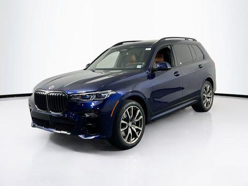 Tanzanite Blue II Metallic 2022 BMW X7 M50i
