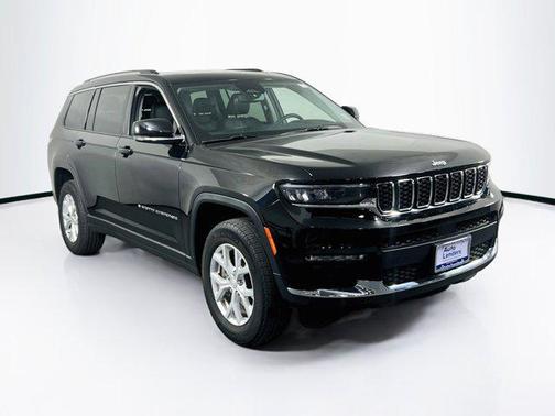 Diamond Black Crystal Pearlcoat 2023 Jeep Grand Cherokee L Limited